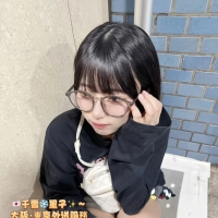 ⭐小桃  資訊：155.40.C.20歲   區域：大阪  ⭐：60000日幣