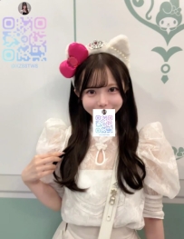 國籍：🇯🇵 優菜（ゆうな） 彼女の体型は非常に細くて細いですが、彼女の体全体は細く