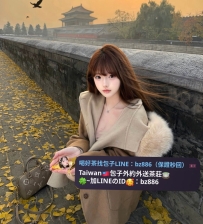 #台中推薦  月兒  160.F.49.23歲 身材性感火辣淫蕩風騷，可LG奶泡吸奶