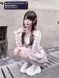 名前：沙惠 情報：157●43kg●C罩杯●19岁 小柄で初恋のような甘い笑顔、性経験は少な