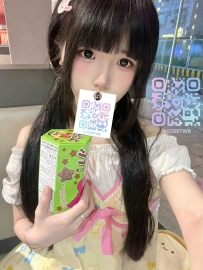 國籍：Japan🇯🇵  美姬  彼女の体型は非常に細くて細いですが、彼女の体全体は細くて