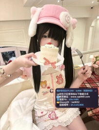 "犯罪蘿莉" 暑假高顏學生妹來襲！！   資料：依琳 152.B.18.42kg 地區：台中推薦