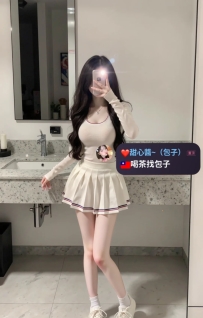 高顏值外拍麻豆    💓資訊：沐瑤 163.E.48.25歲  💓職業：內衣麻豆